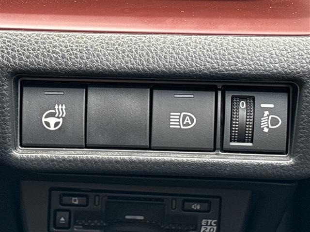 Toyota PRIUS 2023 8272472-9