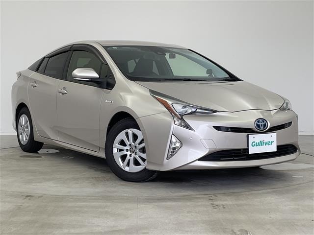 Toyota PRIUS 2018 8272473-0