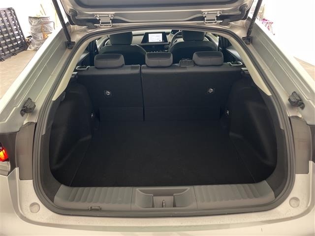 Toyota PRIUS 2023 8272474-12