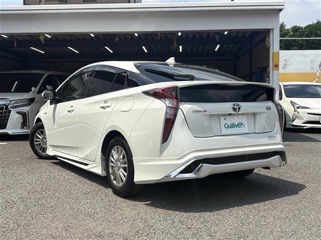 Toyota PRIUS 2016 8272475-13