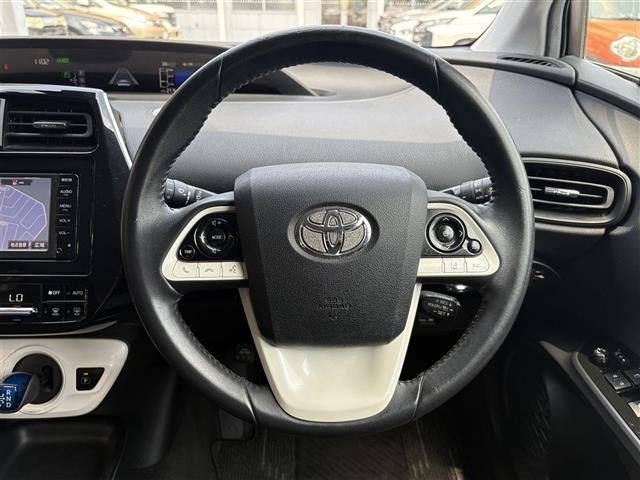 Toyota PRIUS 2016 8272475-16