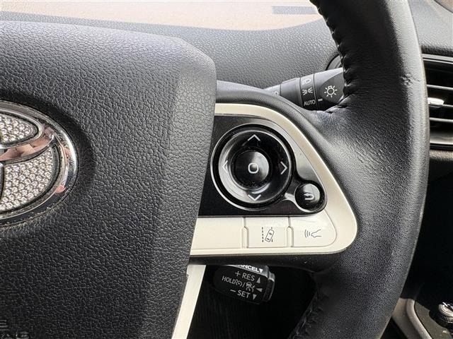 Toyota PRIUS 2016 8272475-18