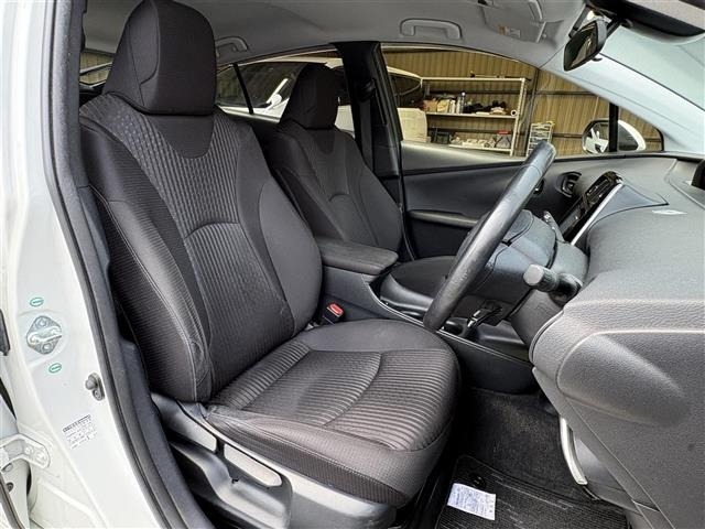 Toyota PRIUS 2016 8272475-21