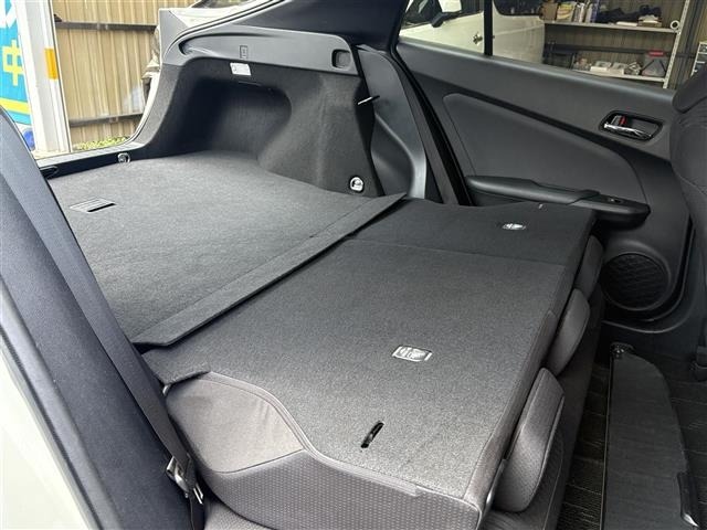 Toyota PRIUS 2016 8272475-8