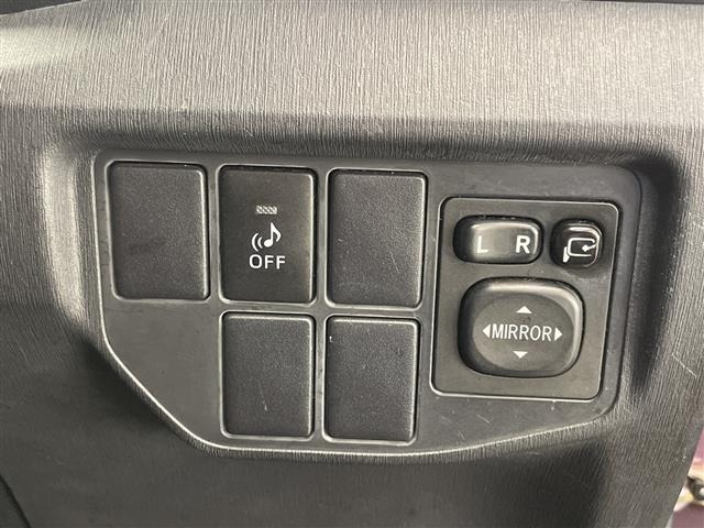 Toyota PRIUS 2013 8272476-18