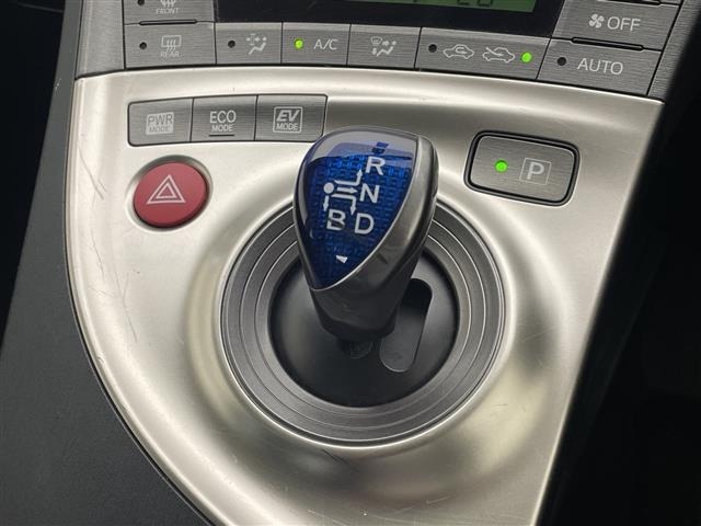 Toyota PRIUS 2013 8272476-19