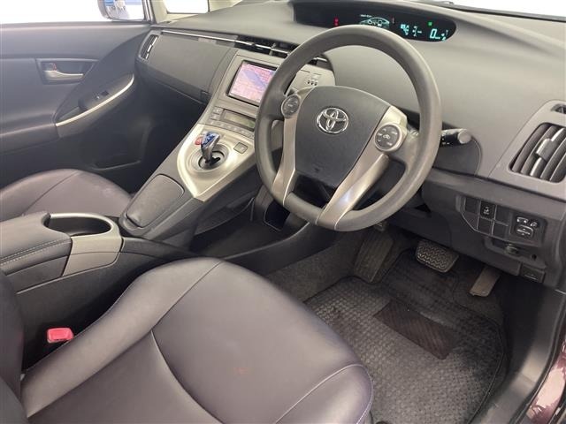 Toyota PRIUS 2013 8272476-22