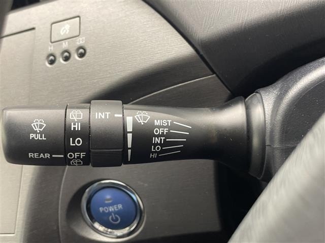 Toyota PRIUS 2013 8272476-9