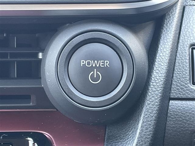 Toyota PRIUS 2023 8272477-22