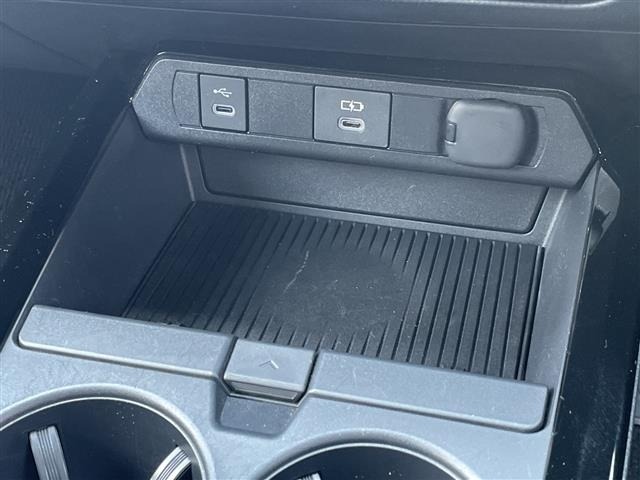Toyota PRIUS 2023 8272477-6