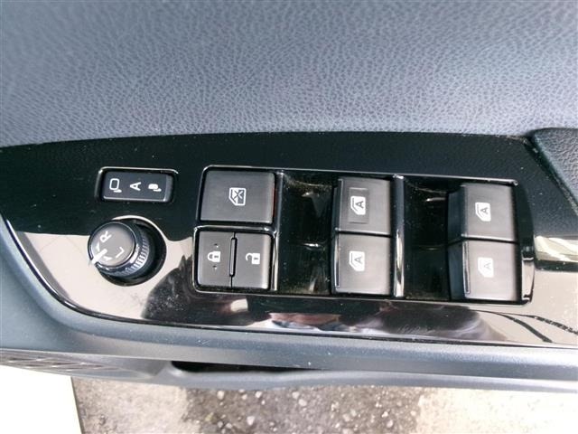 Toyota PRIUS 2016 8272478-10