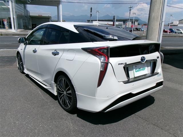 Toyota PRIUS 2016 8272478-13