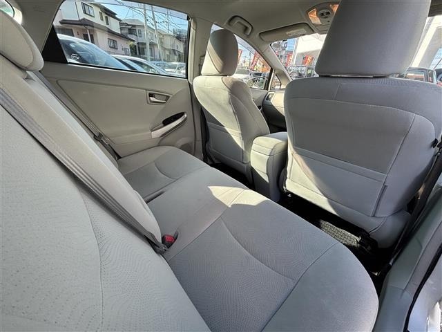 Toyota PRIUS 2012 8272479-13