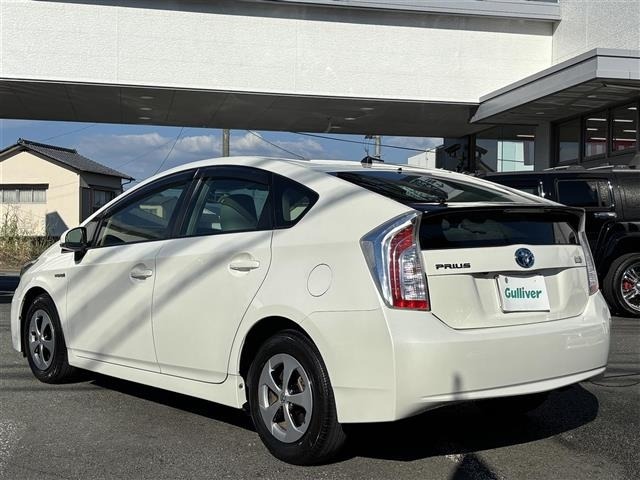 Toyota PRIUS 2012 8272479-14