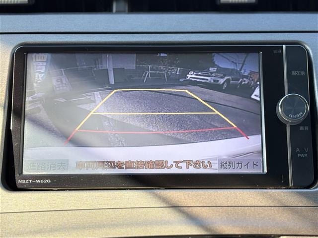 Toyota PRIUS 2012 8272479-7