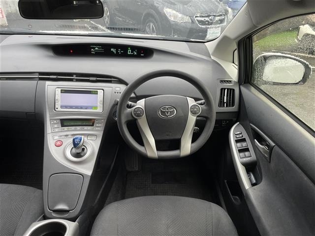 Toyota PRIUS 2012 8272480-14