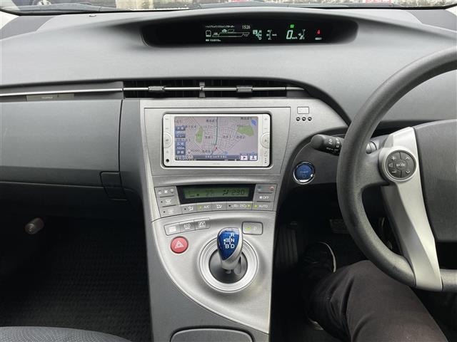 Toyota PRIUS 2012 8272480-18