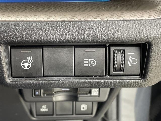 Toyota PRIUS 2023 8272481-20
