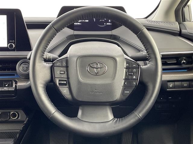 Toyota PRIUS 2023 8272481-3