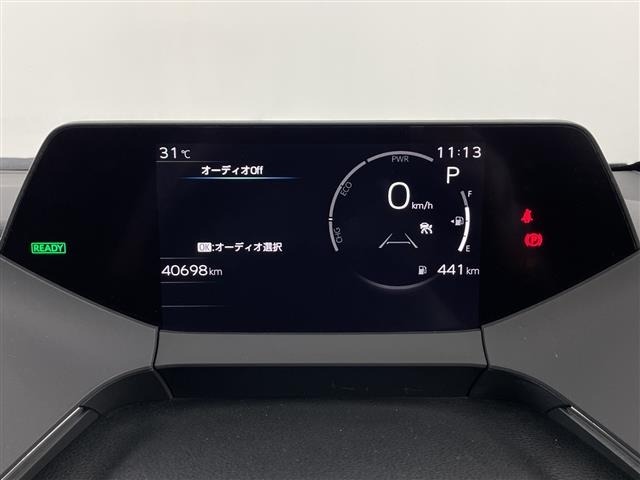 Toyota PRIUS 2023 8272481-8