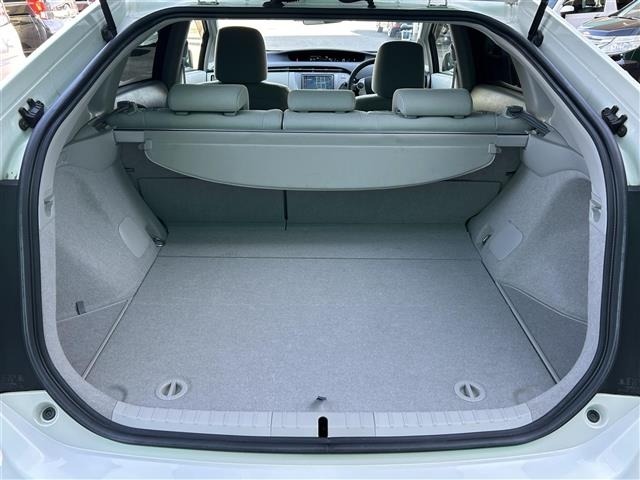 Toyota PRIUS 2012 8272482-12