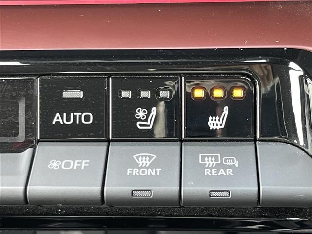 Toyota PRIUS 2023 8272484-1