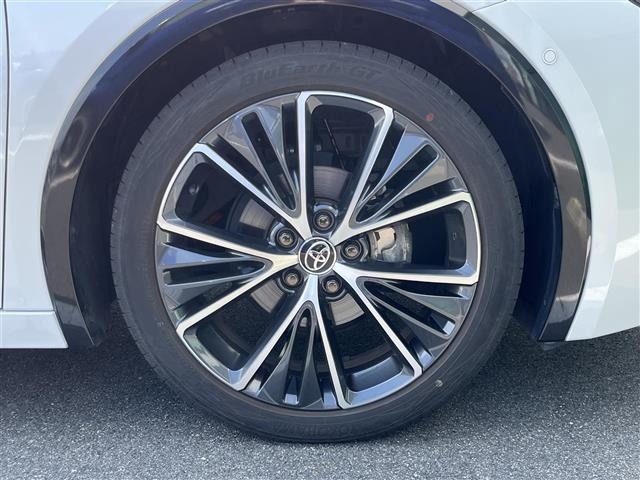 Toyota PRIUS 2023 8272484-20