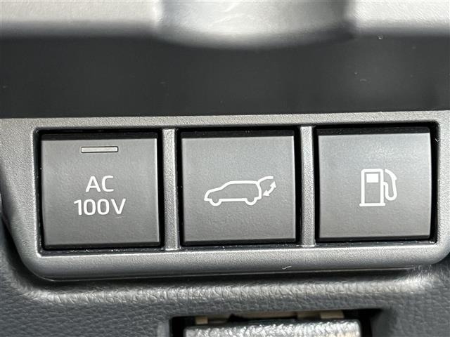 Toyota PRIUS 2023 8272484-3