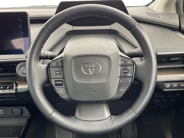 Toyota PRIUS 2023 8272485-14