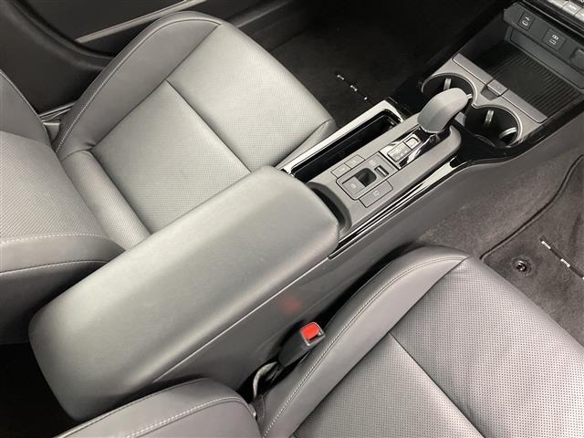 Toyota PRIUS 2023 8272485-3