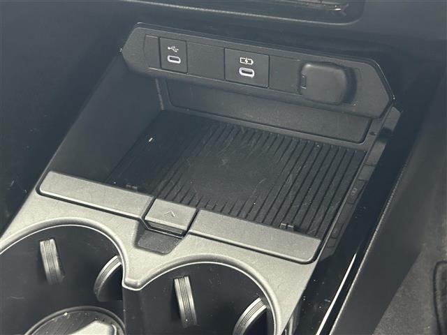 Toyota PRIUS 2023 8272486-2