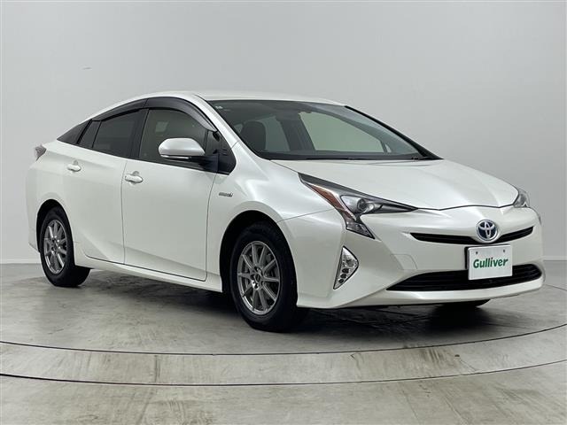 Toyota PRIUS 2016 8272487-0