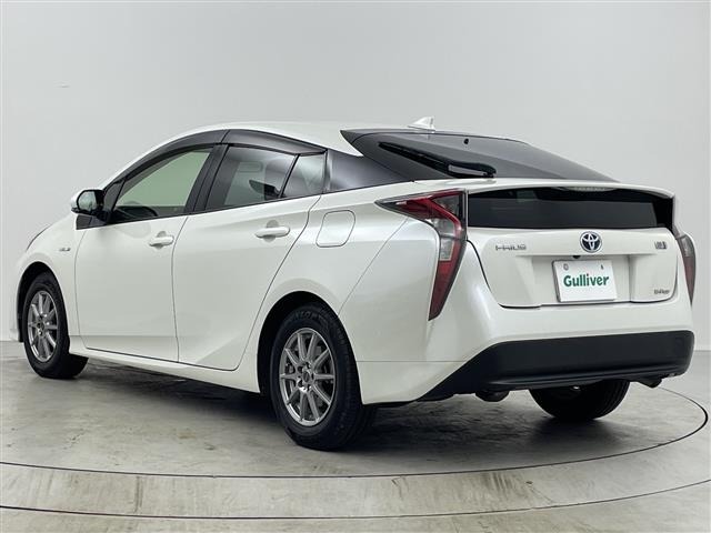 Toyota PRIUS 2016 8272487-2
