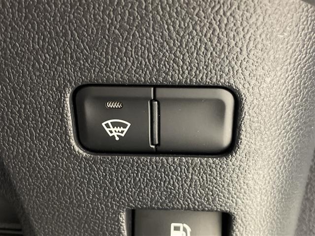Toyota PRIUS 2016 8272487-3