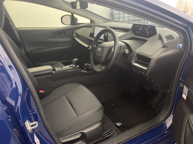 Toyota PRIUS 2023 8272488-1