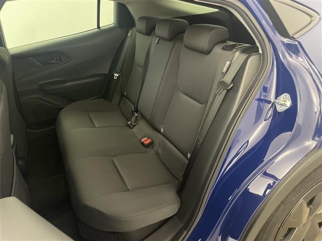 Toyota PRIUS 2023 8272488-11