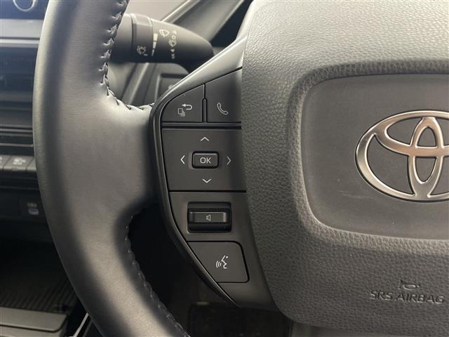 Toyota PRIUS 2023 8272488-4