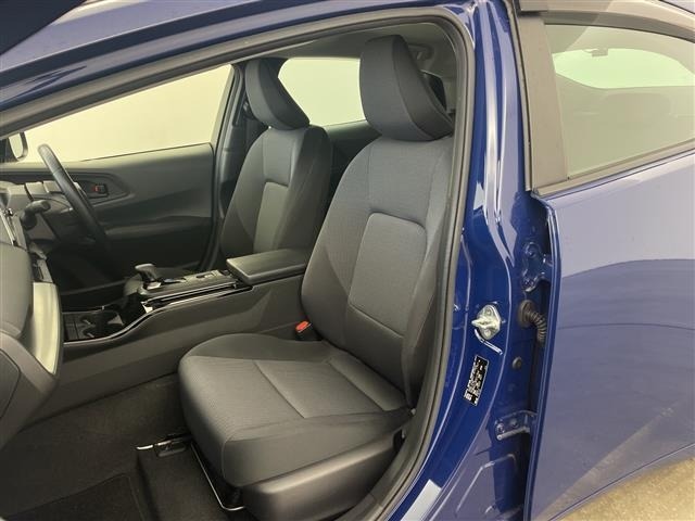 Toyota PRIUS 2023 8272488-9