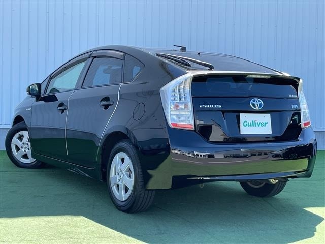 Toyota PRIUS 2010 8272489-13