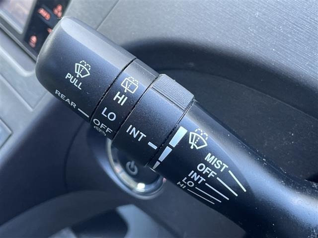 Toyota PRIUS 2010 8272489-3