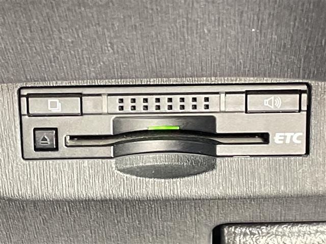 Toyota PRIUS 2014 8272491-1