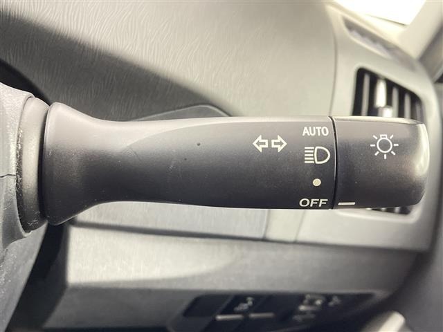 Toyota PRIUS 2014 8272491-11