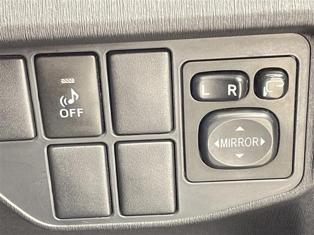 Toyota PRIUS 2014 8272491-19