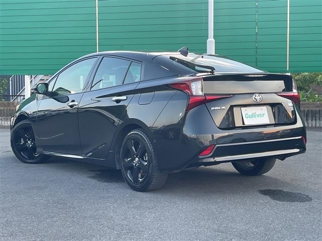 Toyota PRIUS 2021 8272492-13