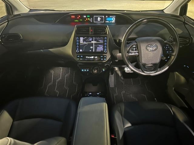 Toyota PRIUS 2021 8272492-14