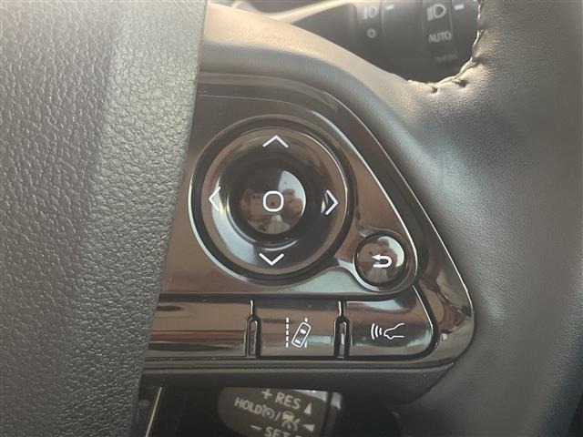 Toyota PRIUS 2021 8272492-3
