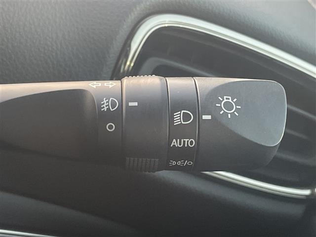 Toyota PRIUS 2021 8272492-5