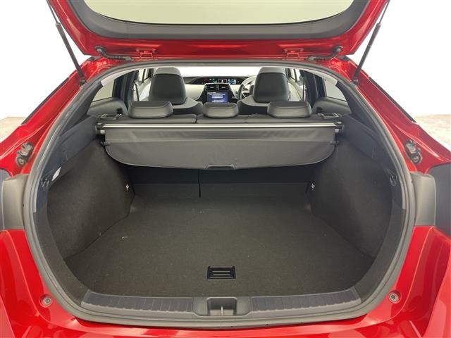 Toyota PRIUS 2017 8272493-1