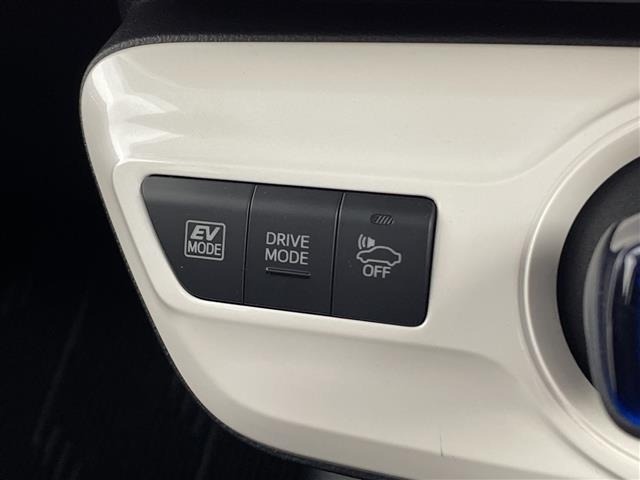 Toyota PRIUS 2016 8272494-11