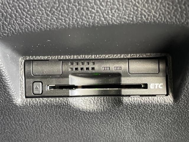 Toyota PRIUS 2016 8272494-2